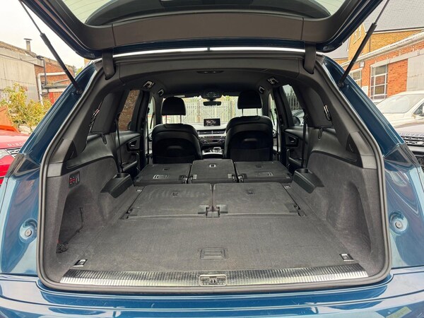 Used Audi Q7 2018 for sale - 76226496: Photo 41