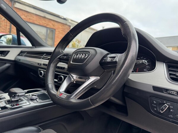 Used Audi Q7 2018 for sale - 76226496: Photo 54