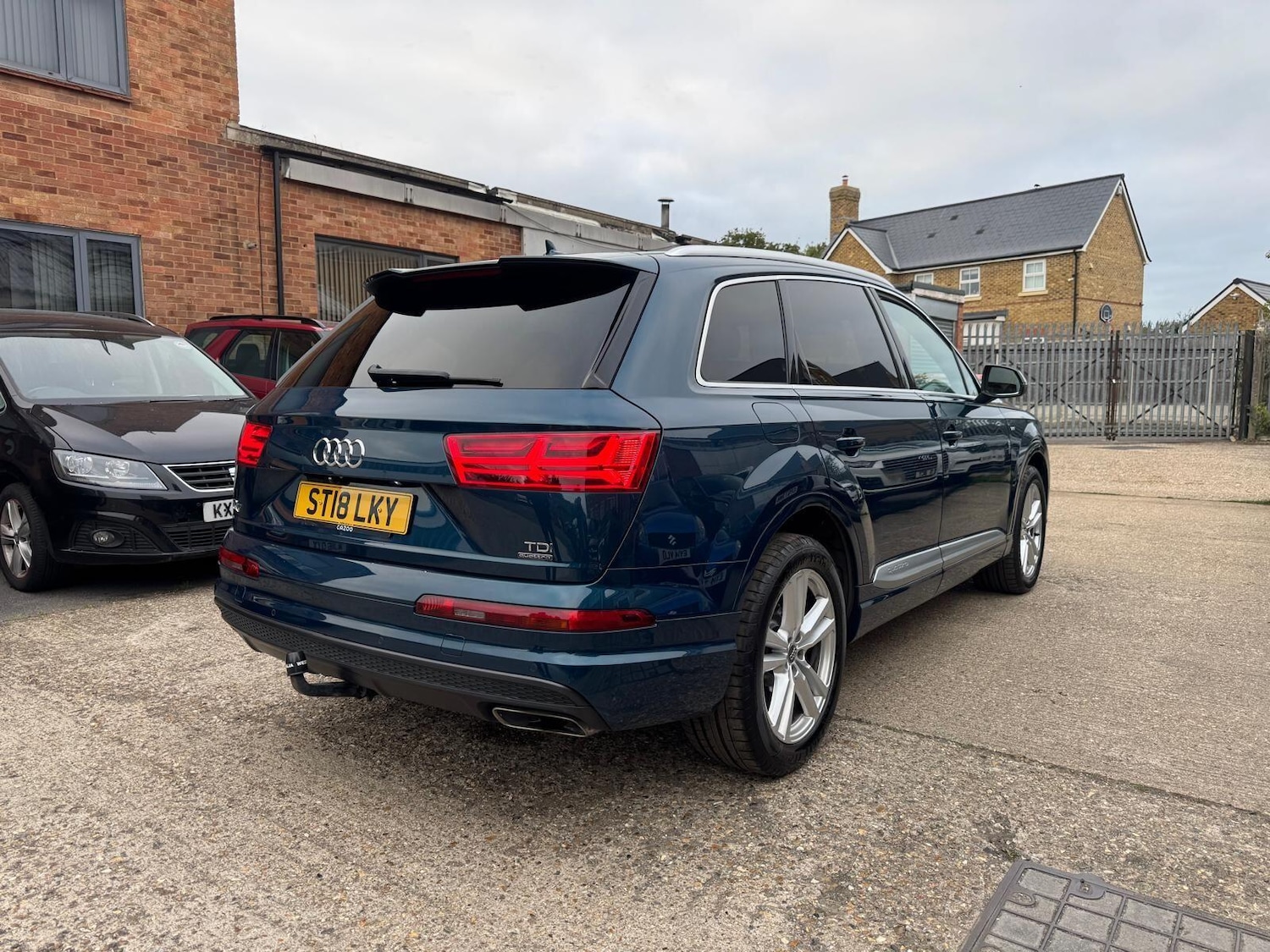 Used Audi Q7 2018 for sale - 76226496: Photo 9