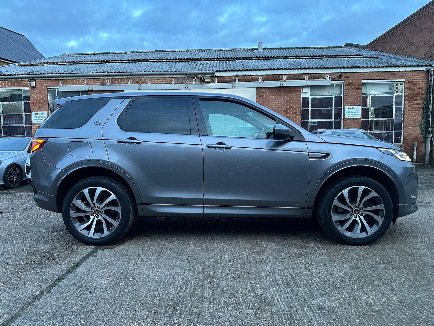 Used Land Rover Discovery Sport 2020 for sale - 77441416: Photo 11