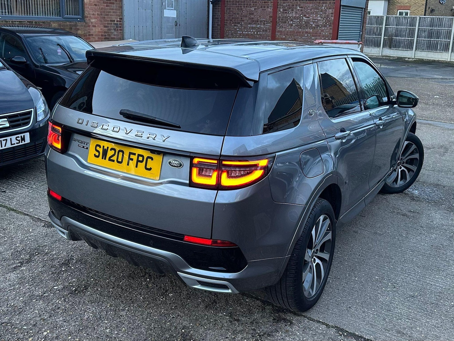 Used Land Rover Discovery Sport 2020 for sale - 77441416: Photo 3