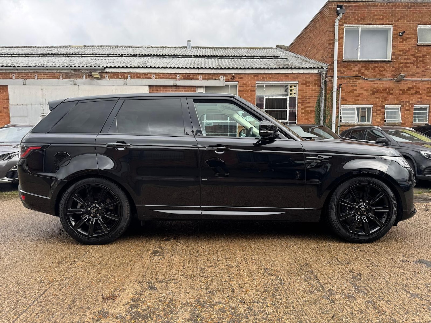 Used Land Rover Range Rover Sport 2021 for sale - 76952952: Photo 11