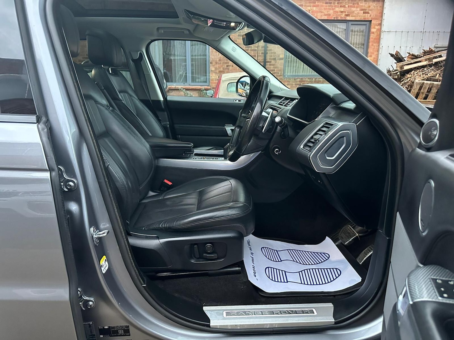 Used Land Rover Range Rover Sport 2020 for sale - 76572728: Photo 17