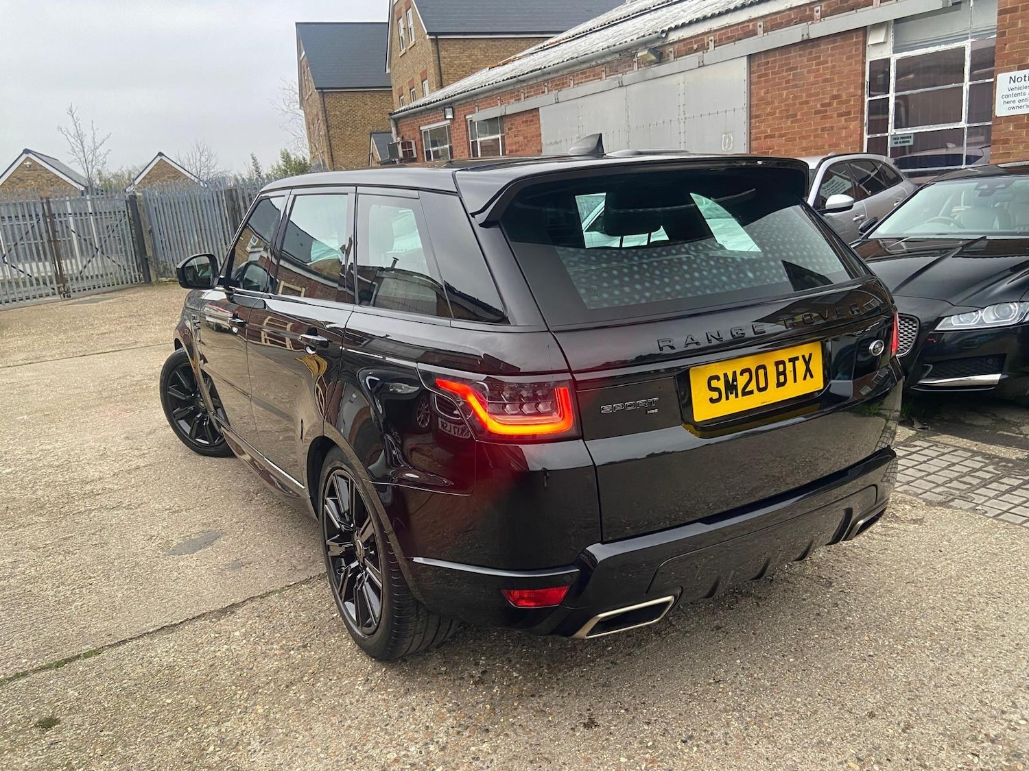 Used Land Rover Range Rover Sport 2020 for sale - 77040085: Photo 4