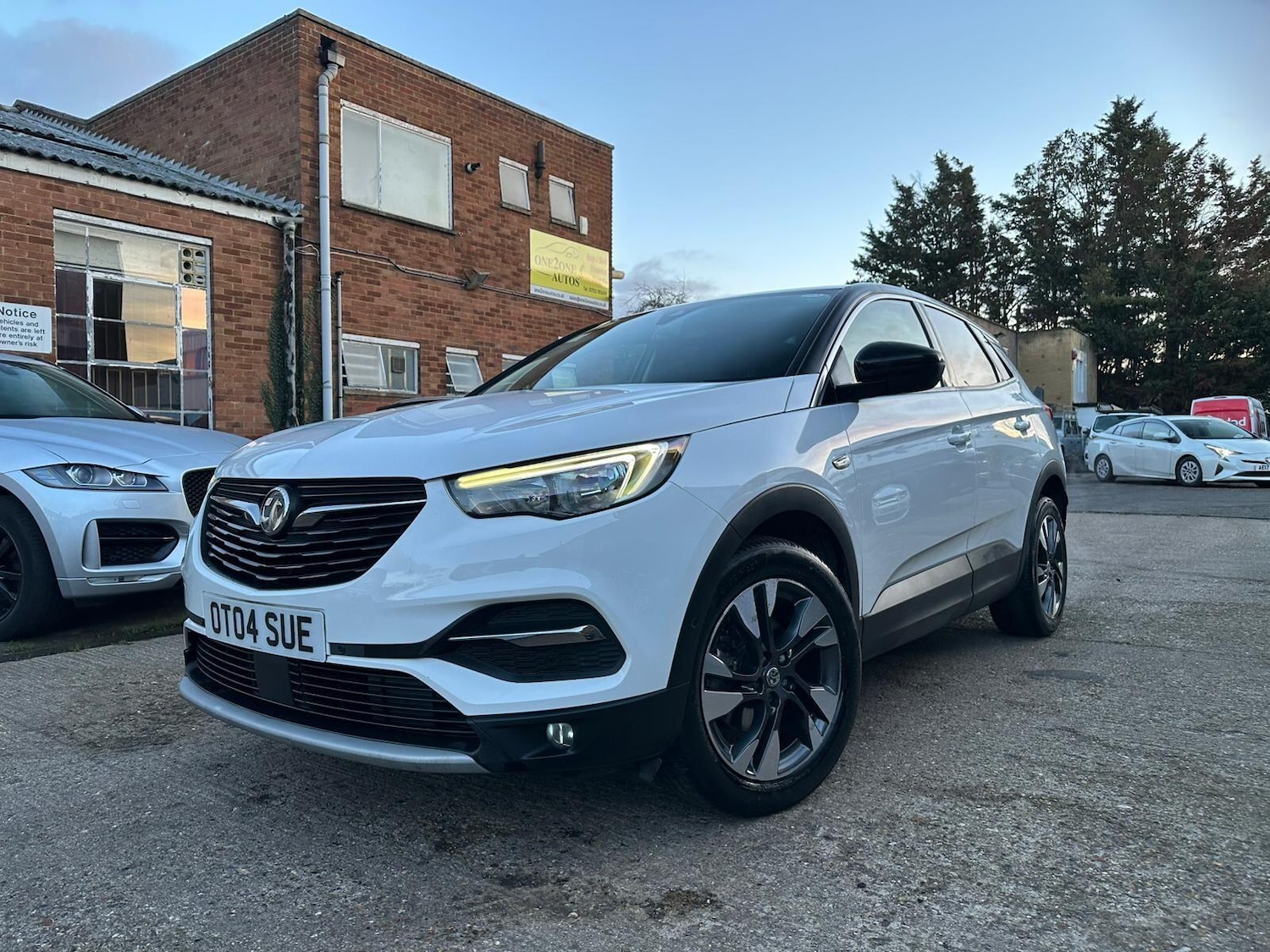 Used Vauxhall Grandland X 2018 for sale - 77163280: Photo 2