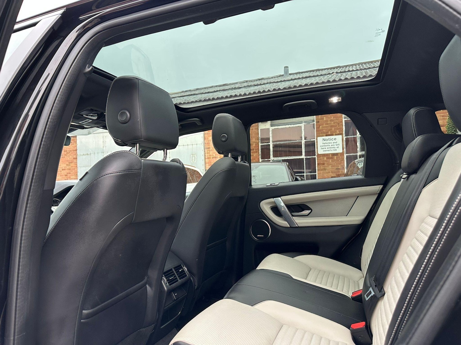 Used Land Rover Discovery Sport 2022 for sale - 77091675: Photo 40