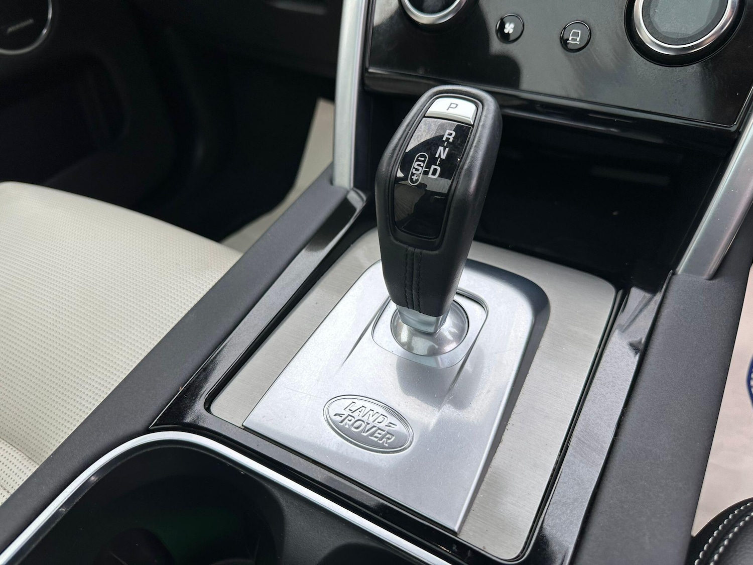 Used Land Rover Discovery Sport 2022 for sale - 77091675: Photo 49