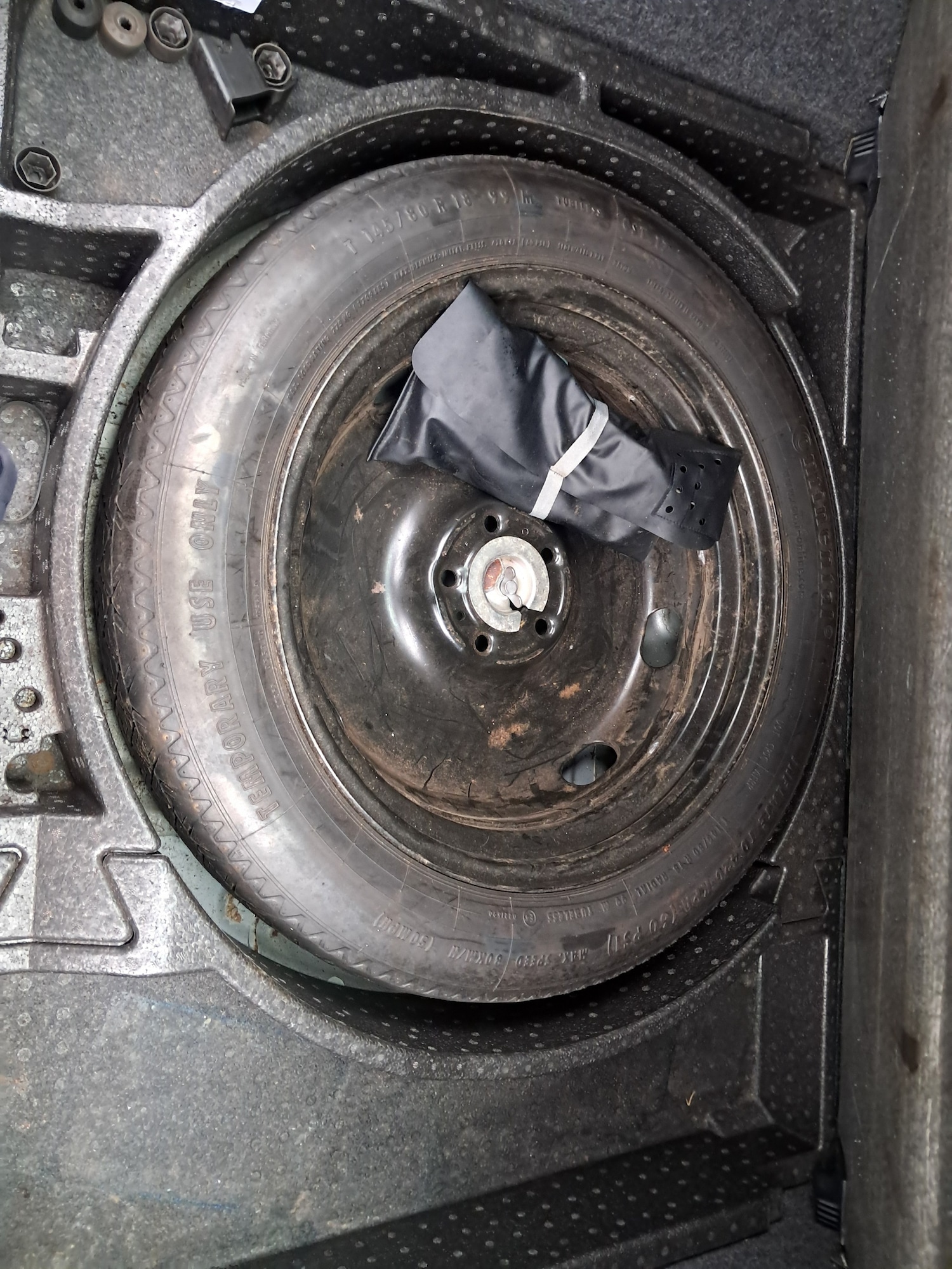 Used Volkswagen Tiguan 2010 for sale - 76478088: Photo 17