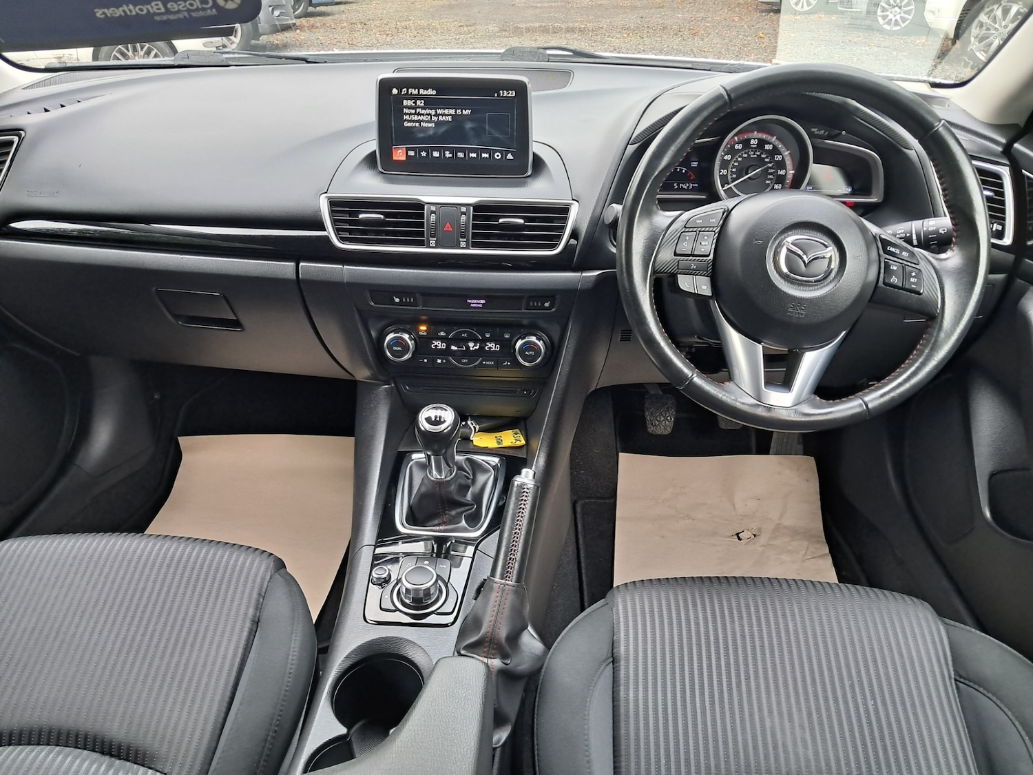 Used Mazda Mazda3 2015 for sale - 76352864: Photo 17