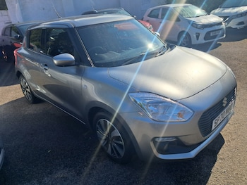 Used Suzuki Swift 2020 for sale - 79329873: Photo