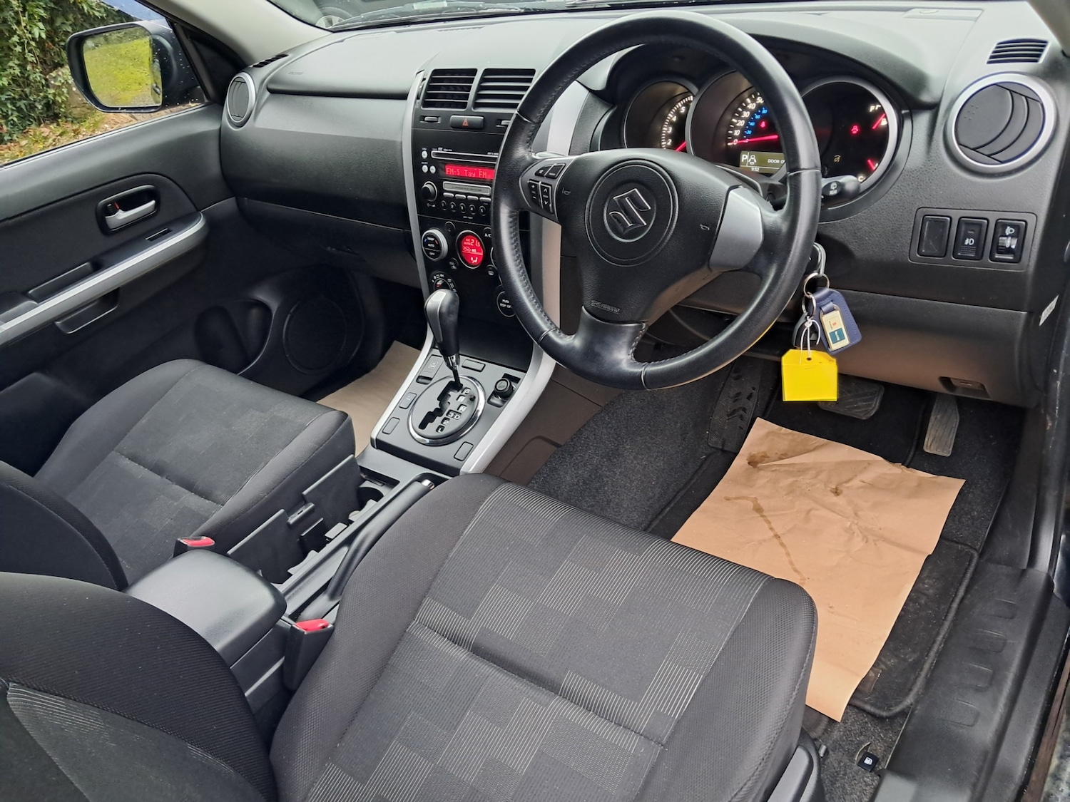 Used Suzuki Grand Vitara 2010 for sale - 77661987: Photo 11