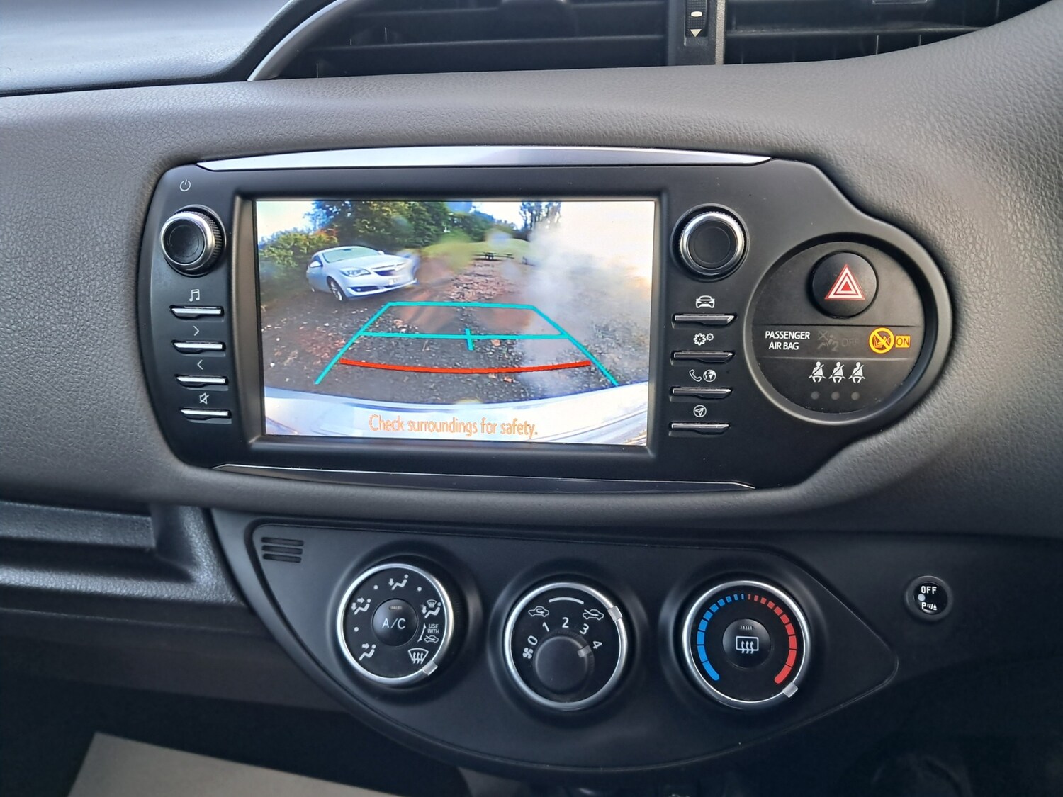 Used Toyota Yaris 2018 for sale - 77116171: Photo 13