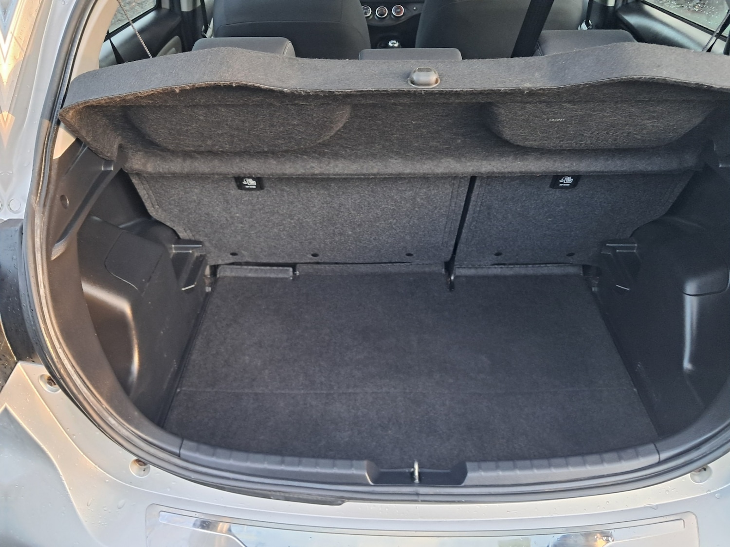 Used Toyota Yaris 2018 for sale - 77116171: Photo 18