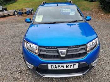 Used Dacia Sandero Stepway 2015 for sale - 79640327: Photo