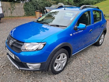 Used Dacia Sandero Stepway 2015 for sale - 79640327: Photo