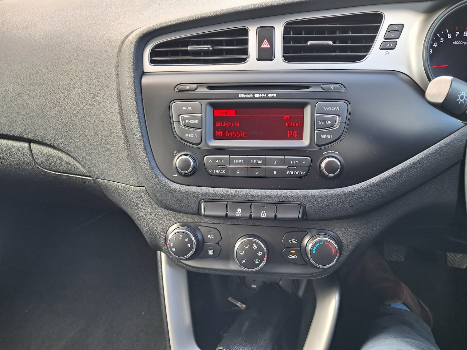 Used Kia Ceed 2014 for sale - 78139942: Photo 13