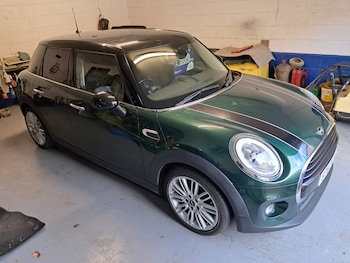 Used MINI Hatch 2018 for sale - 76101145: Photo