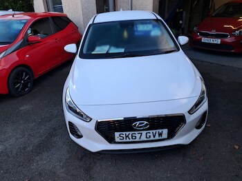 Used Hyundai i30 2017 for sale - 76544623: Photo