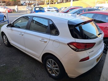 Used Hyundai i30 2017 for sale - 76544623: Photo