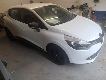 Used Renault Clio 2015 for sale - 79138804: Photo
