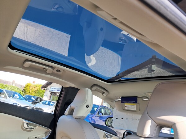 Used Volvo V40 2012 for sale - 74386991: Photo 13