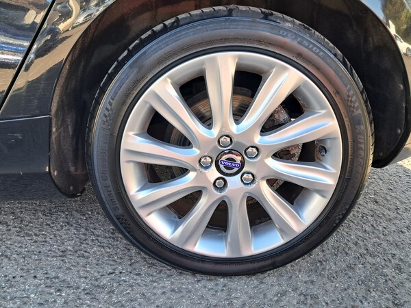 Used Volvo V40 2012 for sale - 74386991: Photo 19