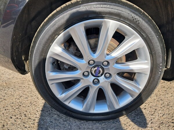 Used Volvo V40 2012 for sale - 74386991: Photo 20