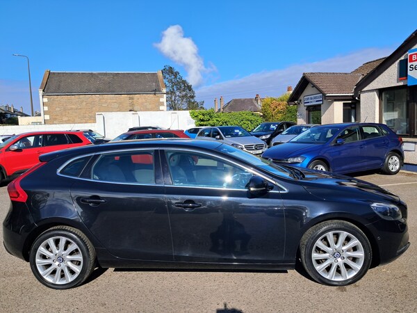 Used Volvo V40 2012 for sale - 74386991: Photo 7