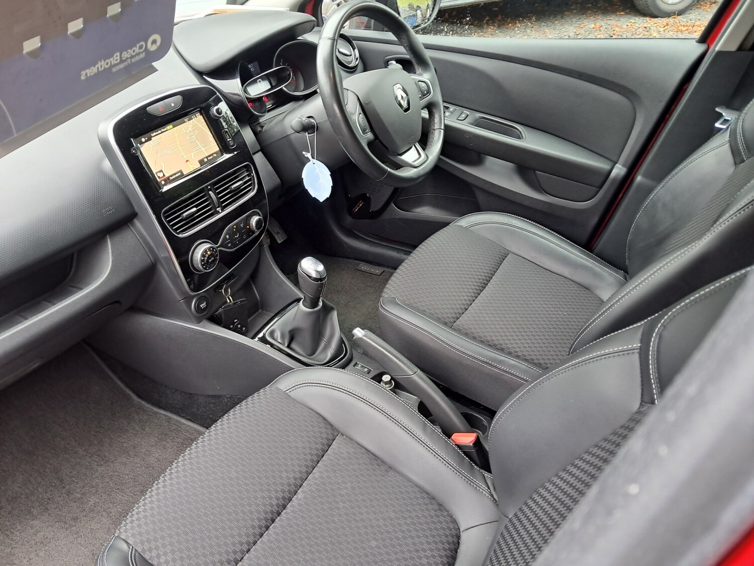 Used Renault Clio 2019 for sale - 75869421: Photo 19