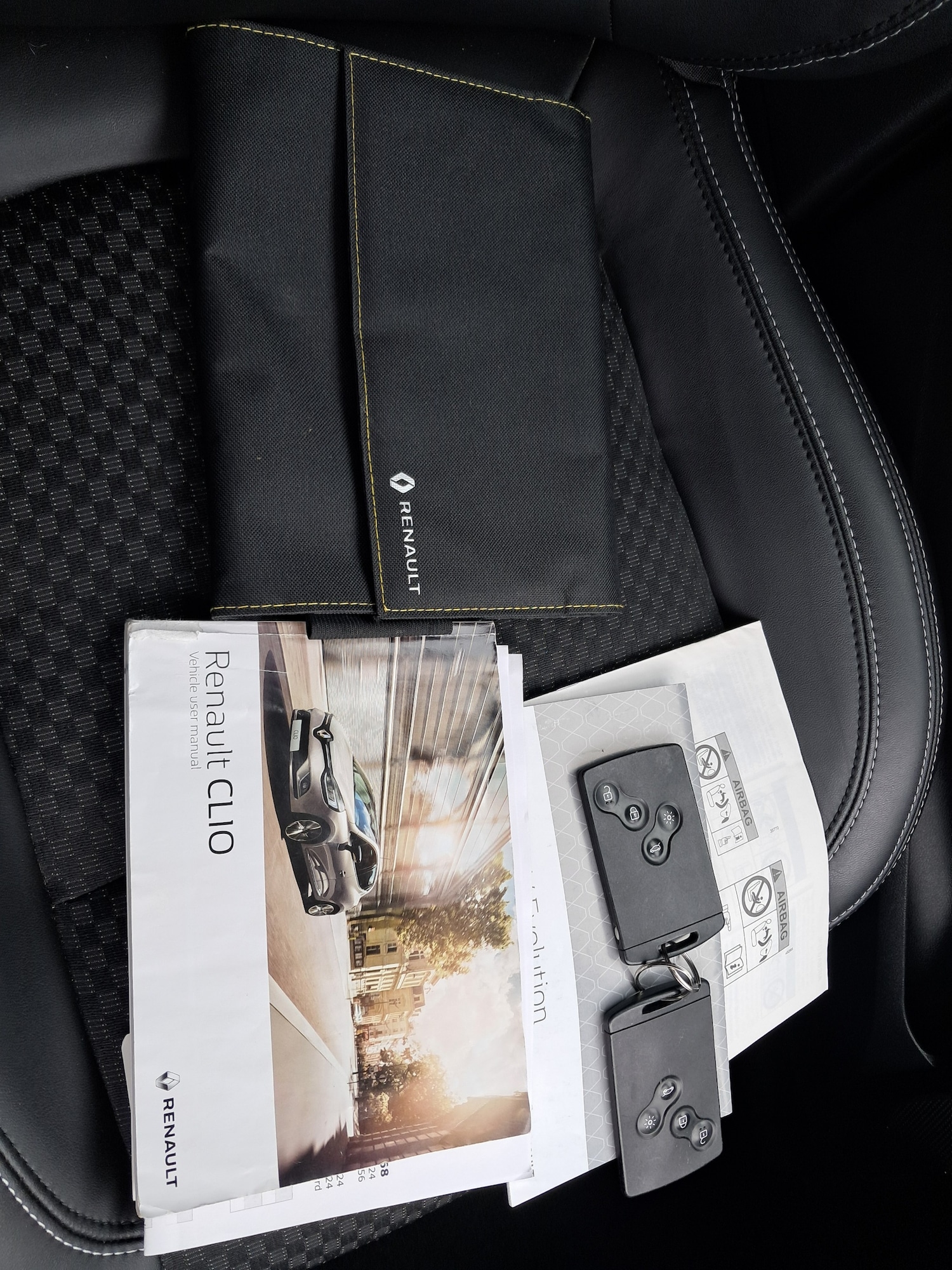 Used Renault Clio 2019 for sale - 75869421: Photo 9