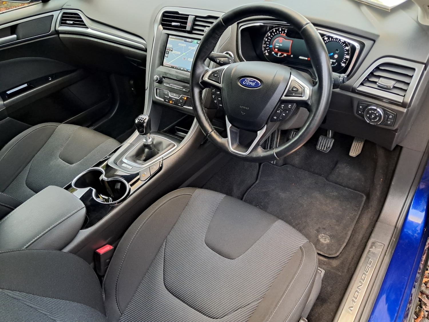 Used Ford Mondeo 2016 for sale - 76493804: Photo 12