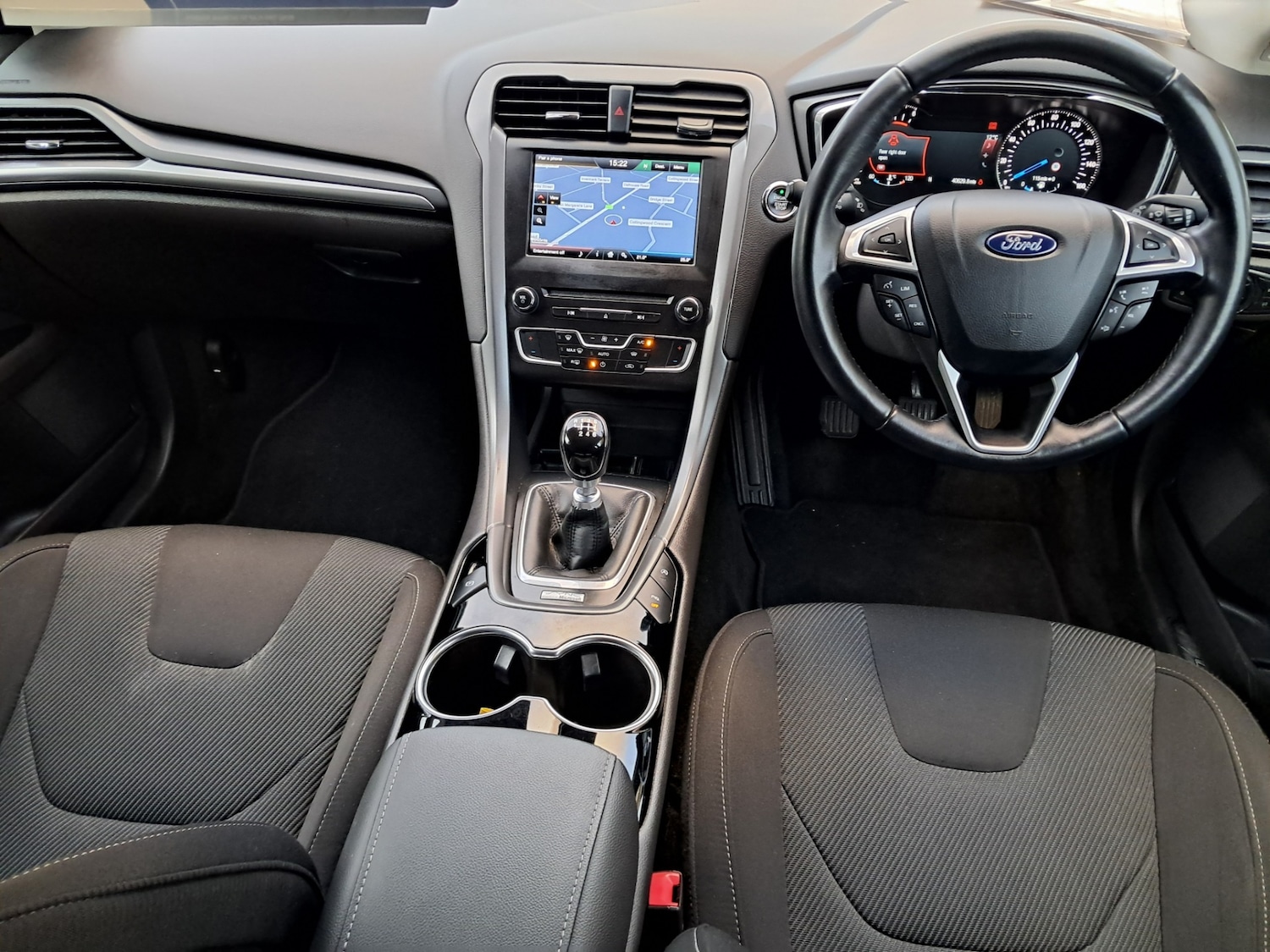 Used Ford Mondeo 2016 for sale - 76493804: Photo 16