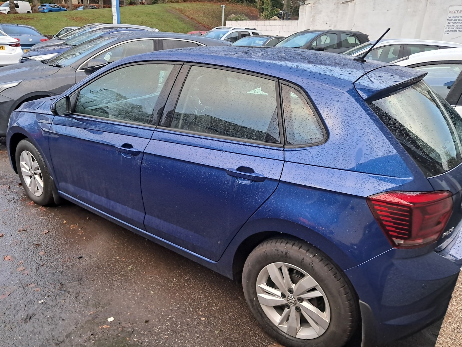 Used Volkswagen Polo 2018 for sale - 76794948: Photo 3