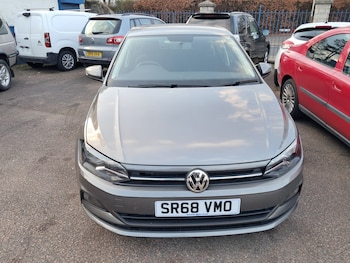 Used Volkswagen Polo 2019 for sale - 77758647: Photo