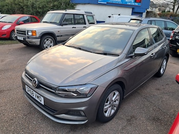 Used Volkswagen Polo 2019 for sale - 77758647: Photo