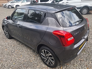 Used Suzuki Swift 2021 for sale - 75486821: Photo