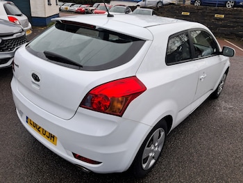 Used Kia Pro Ceed 2012 for sale - 77270783: Photo