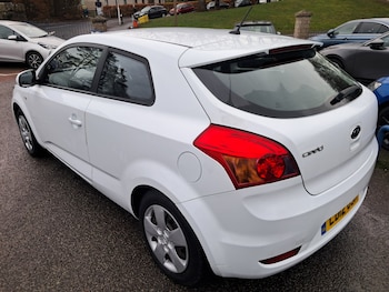 Used Kia Pro Ceed 2012 for sale - 77270783: Photo