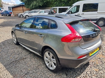 Used Volvo V40 2014 for sale - 78859086: Photo