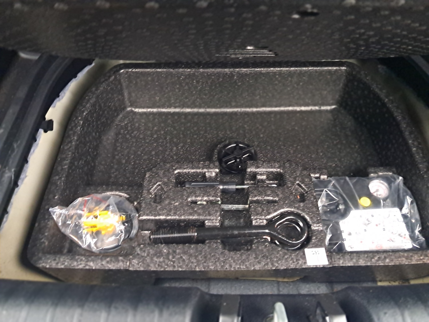 Used Kia Niro 2017 for sale - 77115962: Photo 19