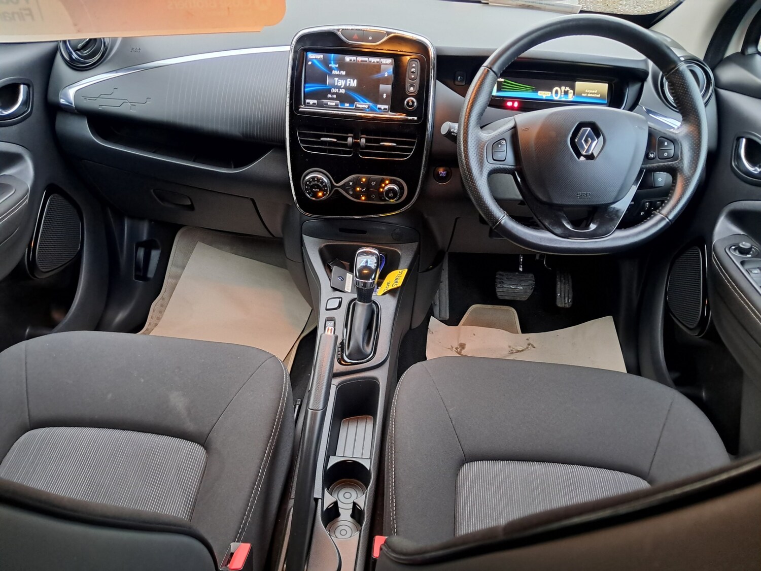 Used Renault Zoe 2019 for sale - 77516185: Photo 15