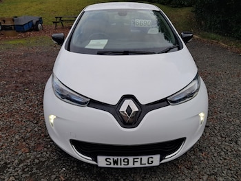 Used Renault Zoe 2019 for sale - 77516185: Photo