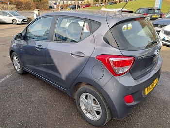 Used Hyundai i10 2016 for sale - 77592415: Photo