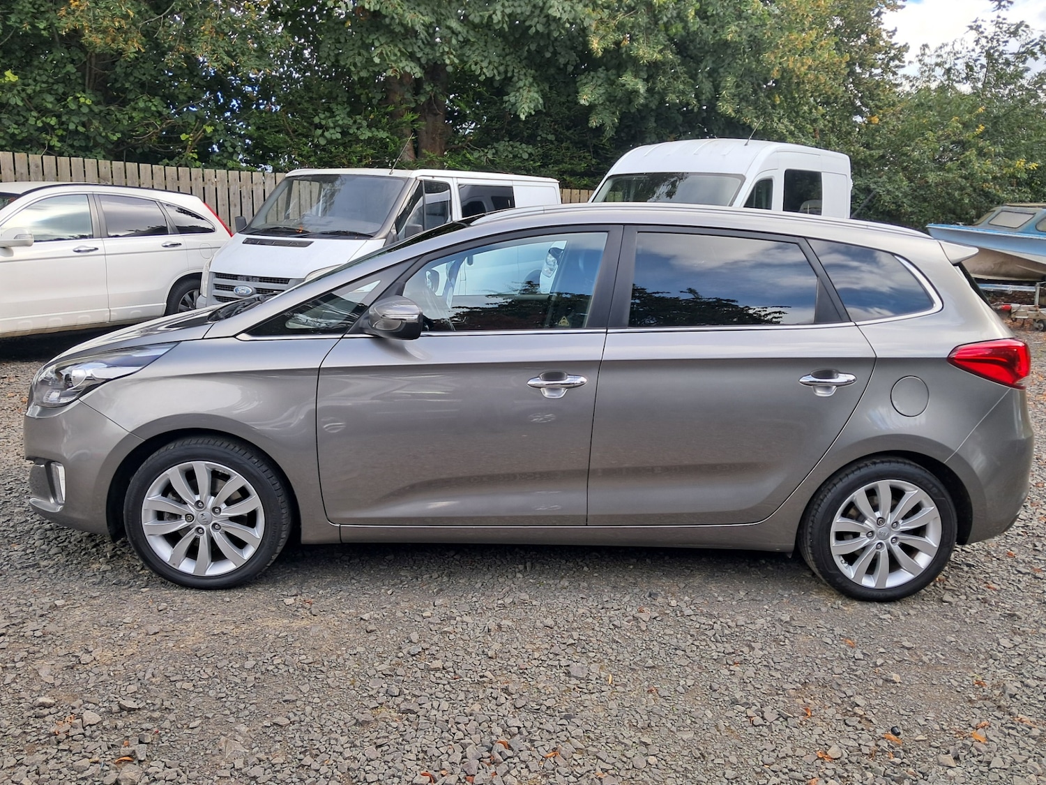 Used Kia Carens 2014 for sale - 75894686: Photo 4