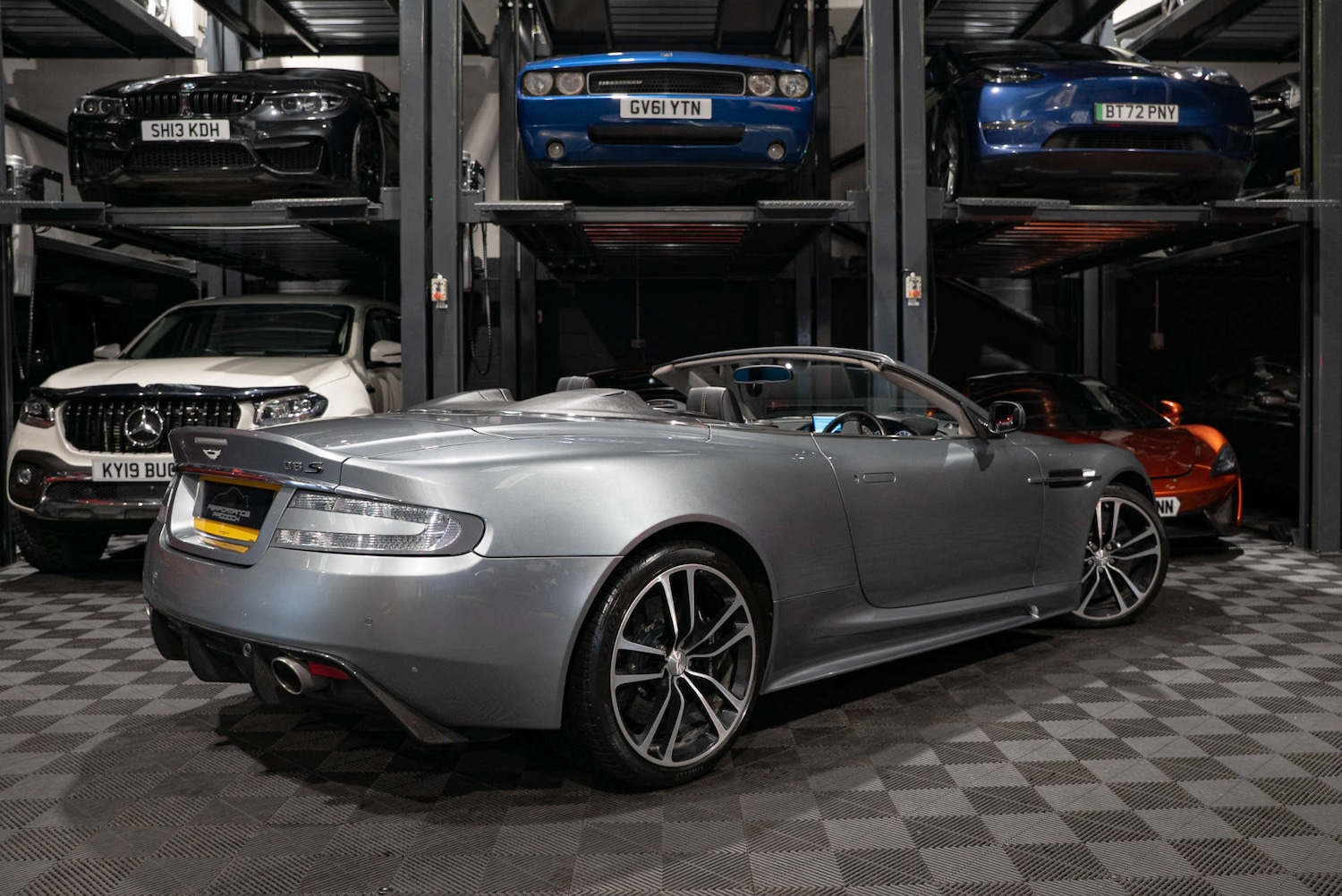 Used Aston Martin DBS 2010 for sale - 77350575: Photo 10