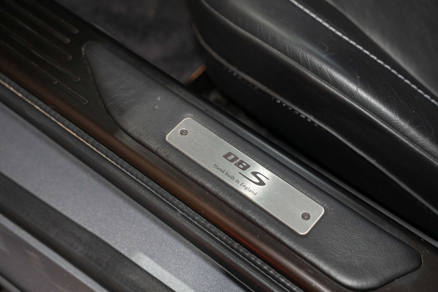 Used Aston Martin DBS 2010 for sale - 77350575: Photo 24