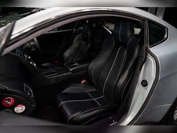 Used Aston Martin Vantage 2010 for sale - 79871720: Photo