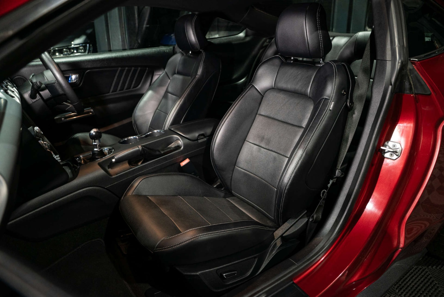 Used Ford Mustang 2016 for sale - 77259121: Photo 3