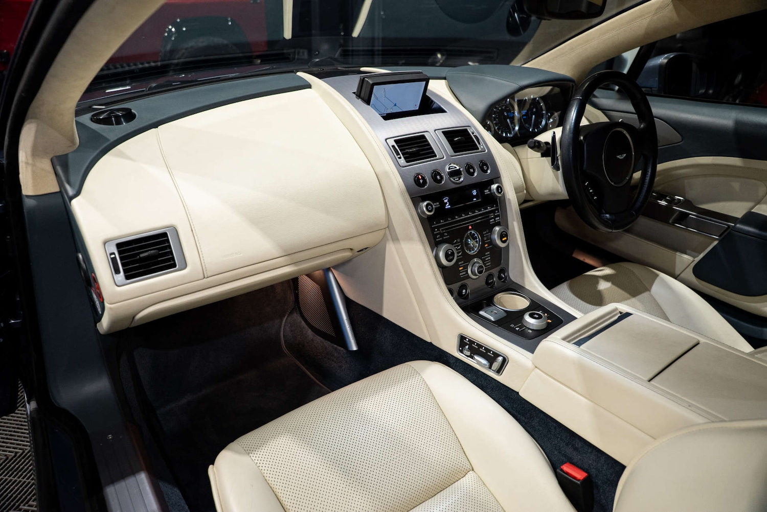 Used Aston Martin Rapide 2010 for sale - 77905880: Photo 3