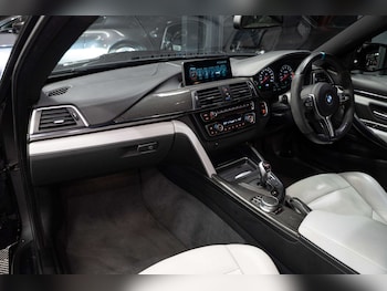 Used BMW M4 2017 for sale - 79098088: Photo